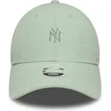 shapka-izvita-zelena-reguliruema-9forty-mini-cord-na-new-york-yankees-mlb-ot-new-era