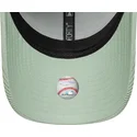 shapka-izvita-zelena-reguliruema-9forty-mini-cord-na-new-york-yankees-mlb-ot-new-era