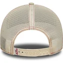 shapka-izvita-traker-bezhov-snapbek-9forty-m-crown-a-frame-ot-new-era