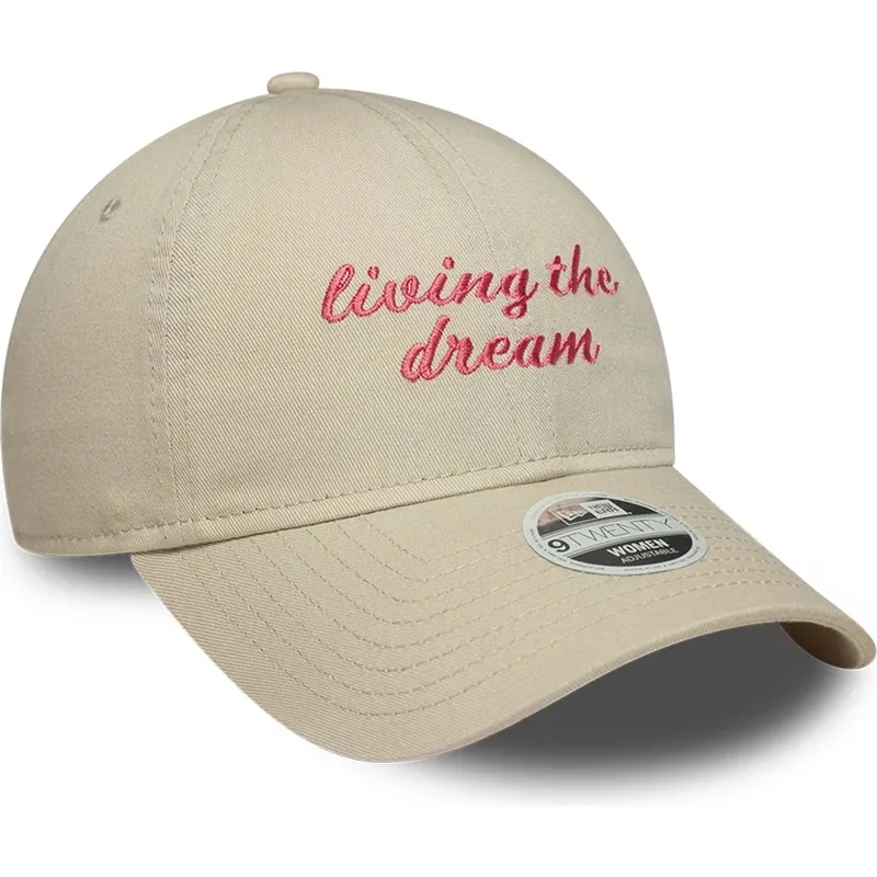 buet-beige-justerbar-kasket-til-kvinder-9twenty-living-the-dream-slogan-fra-new-era