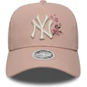 shapka-izvita-traker-roza-snapbek-9forty-a-frame-floral-na-new-york-yankees-mlb-ot-new-era