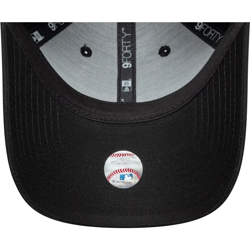 shapka-izvita-cherna-reguliruema-9forty-floral-infill-na-los-angeles-dodgers-mlb-ot-new-era