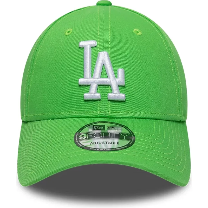 hellgrune-verstellbare-curved-cap-mit-weissem-logo-9forty-league-essential-der-los-angeles-dodgers-mlb-von-new-era