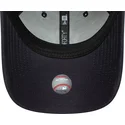 morkebla-justerbar-buet-kasket-med-gult-logo-9forty-league-essential-fra-new-york-yankees-mlb-fra-new-era