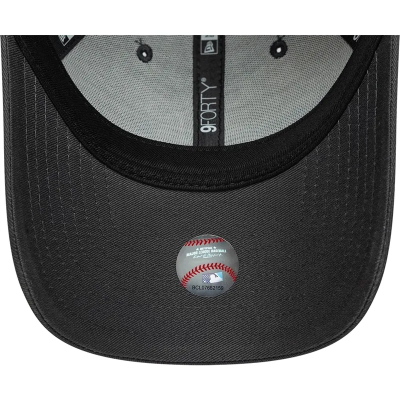 new-era-curved-brim-black-logo-9forty-team-outline-detroit-tigers-mlb-black-adjustable-cap