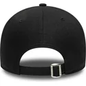 sort-justerbar-curved-kasket-med-sort-logo-9forty-team-outline-fra-chicago-bulls-nba-fra-new-era
