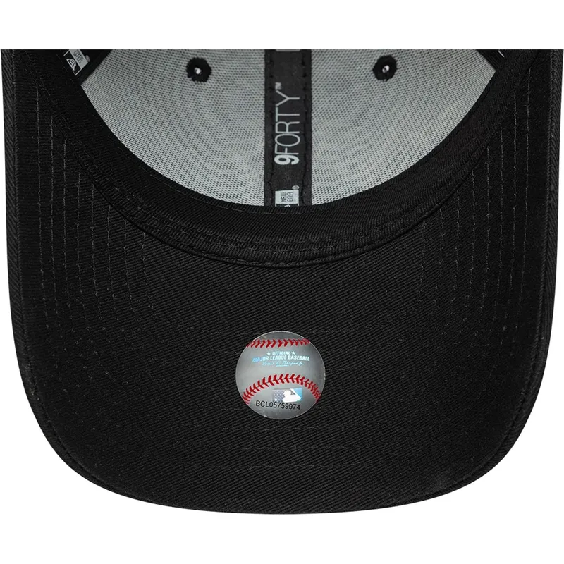 shapka-izvita-cherna-reguliruem-9forty-tonal-icon-na-new-york-yankees-mlb-ot-new-era