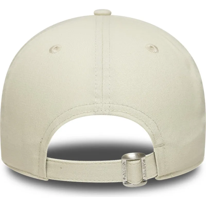 shapka-izvita-bezhov-reguliruem-9forty-world-series-na-new-york-yankees-mlb-ot-new-era shapka-izvita-bezhov-reguliruem-9forty-world-series-na-new-york-yankees-mlb-ot-new-era