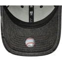sort-justerbar-kurvet-kasket-9forty-acid-wash-denim-fra-new-york-yankees-mlb-fra-new-era