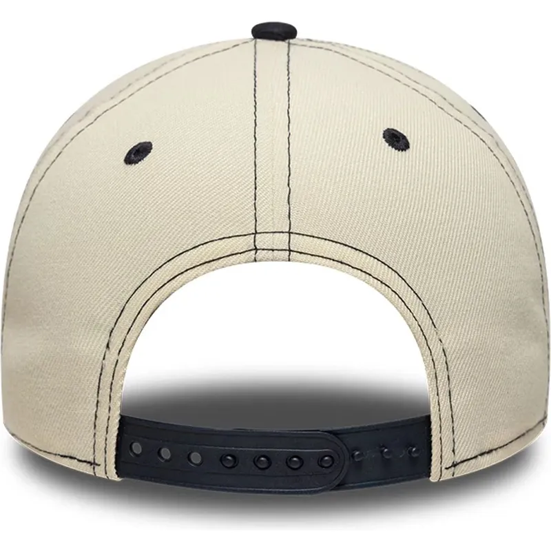 shapka-izvita-bezhov-snapbek-e-frame-city-icon-na-new-york-yankees-mlb-ot-new-era