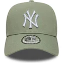 shapka-izvita-zelena-snapbek-e-frame-league-essential-na-new-york-yankees-mlb-ot-new-era