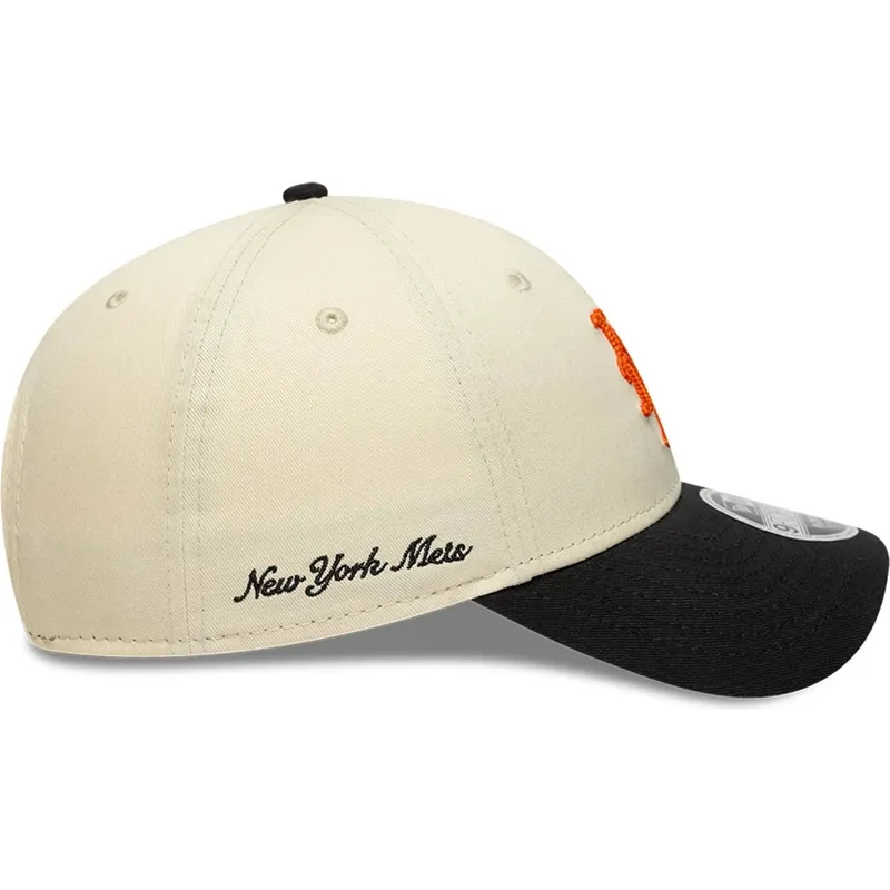 buet-beige-og-sort-snapback-kasket-9forty-m-crown-side-script-fra-new-york-mets-mlb-fra-new-era