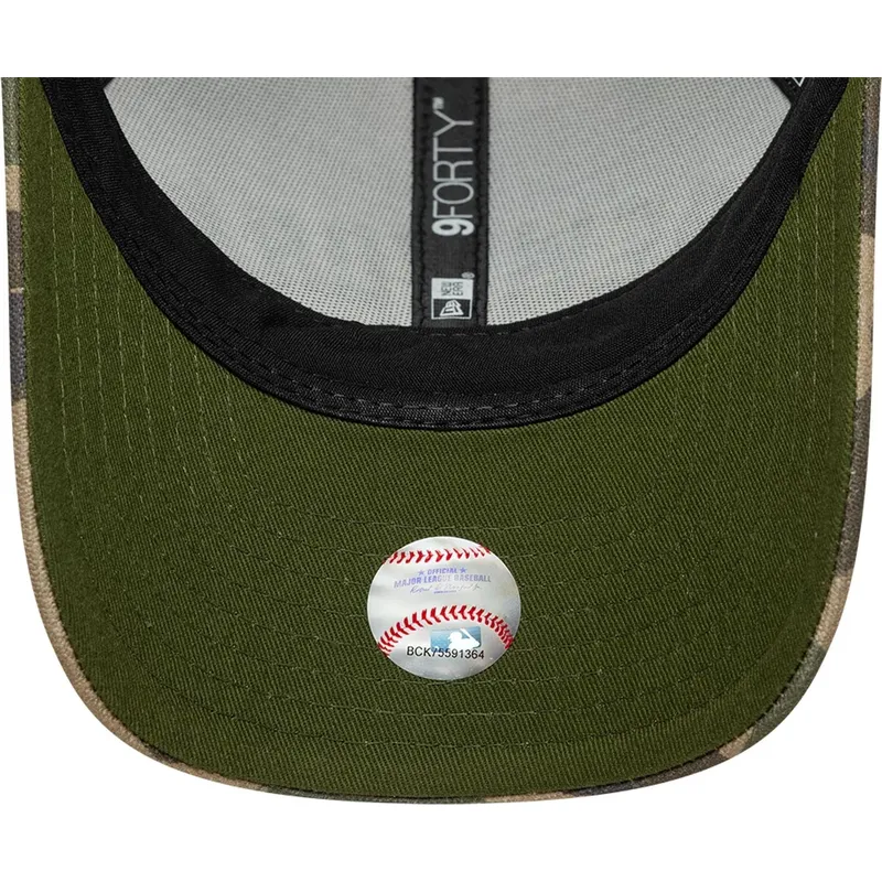 shapka-izvita-kamuflazh-snapbek-9forty-m-crown-wordmark-na-new-york-yankees-mlb-ot-new-era shapka-izvita-kamuflazh-snapbek-9forty-m-crown-wordmark-na-new-york-yankees-mlb-ot-new-era