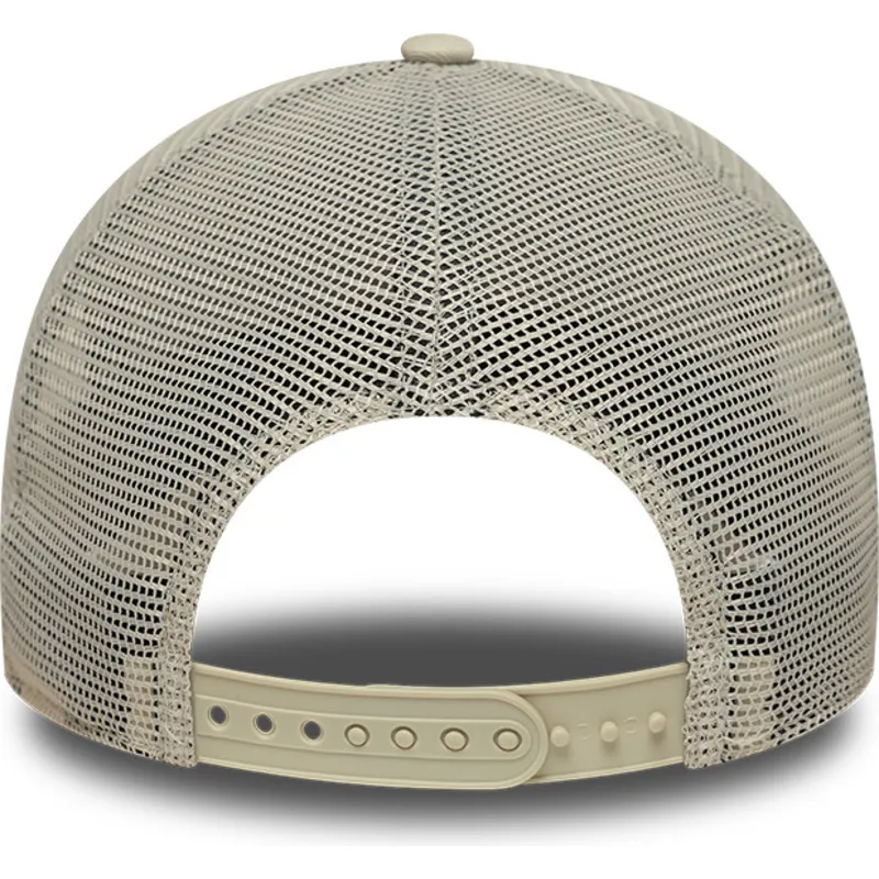 beige-trucker-cap-a-frame-summer-patch-von-new-era