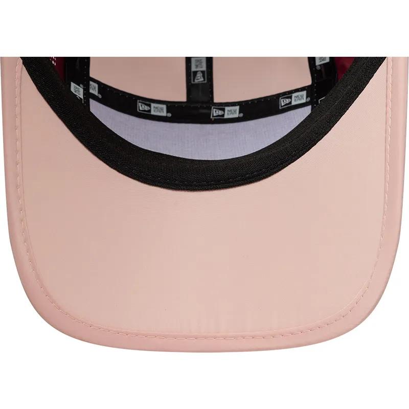 shapka-izvita-5-panel-chervena-reguliruema-runner-ot-new-era shapka-izvita-5-panel-chervena-reguliruema-runner-ot-new-era