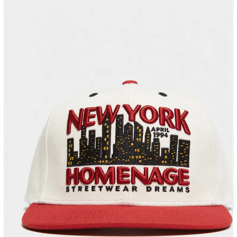 flache-beige-und-rote-snapback-kappe-nysky-skylines-the-snap-von-homenage