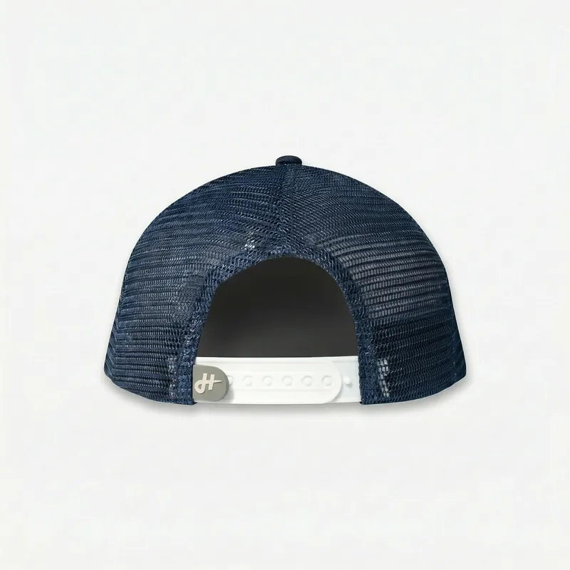 casquette-trucker-bleue-marine-vintage-childhood-fun-the-trucker-homenage