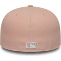 shapka-ploska-roza-prilepnala-59fifty-league-essential-na-new-york-yankees-mlb-ot-new-era
