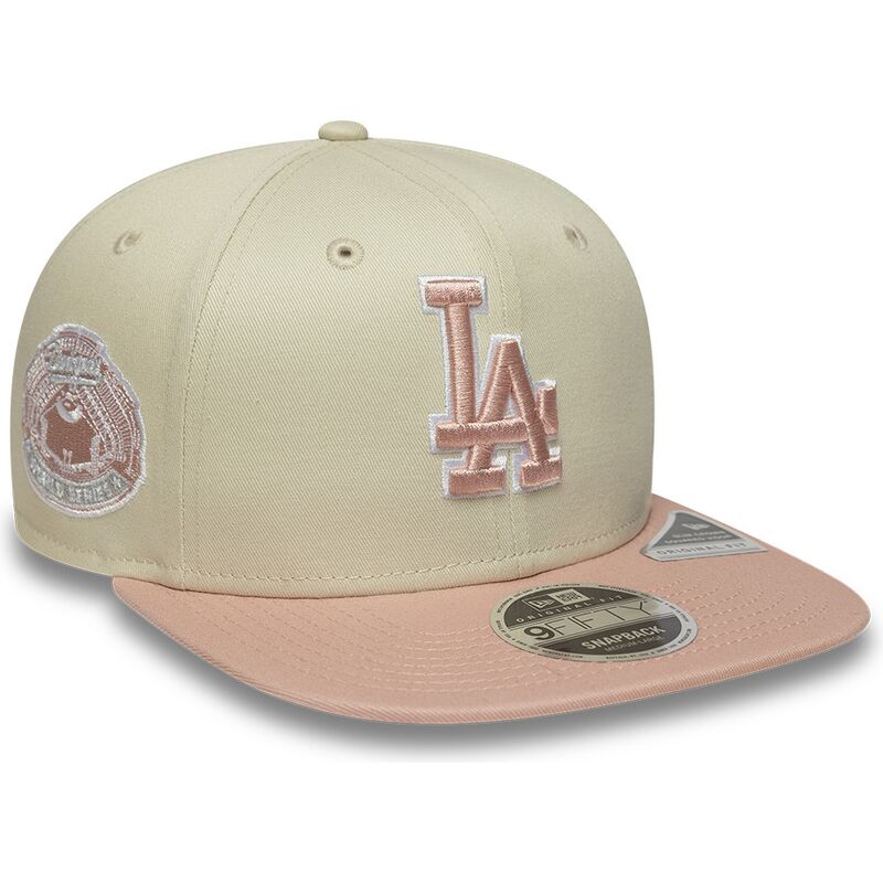 shapka-ploska-bezhov-snapbek-rosa-9fifty-original-fit-world-series-patch-na-los-angeles-dodgers-mlb-ot-new-era