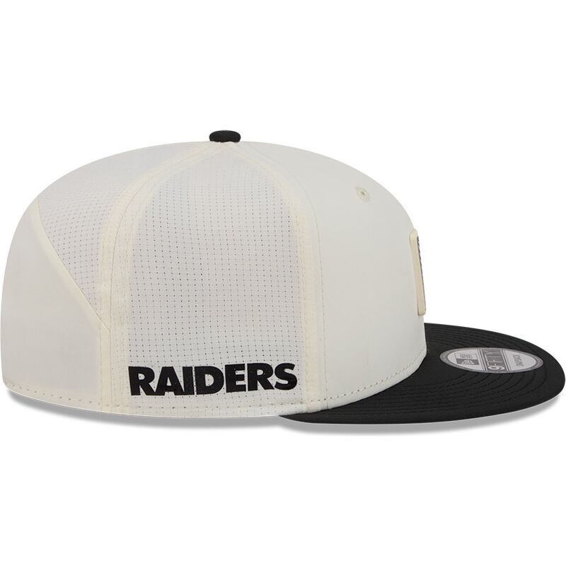 shapka-ploska-bezhov-snapbek-9fifty-training-pack-2026-na-las-vegas-raiders-nfl-ot-new-era