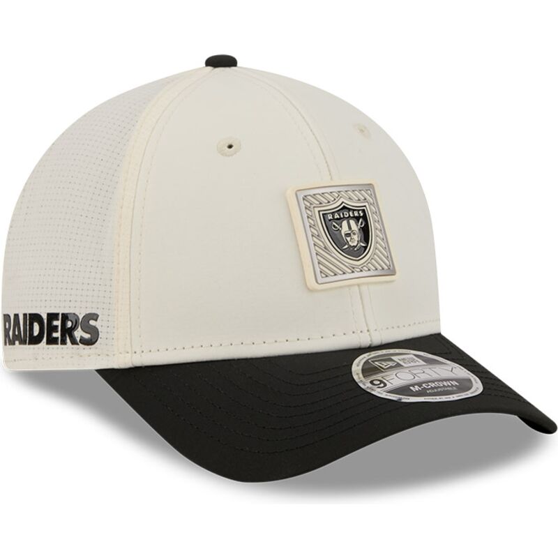 casquette-courbee-beige-et-noire-snapback-9forty-m-crown-training-pack-2026-las-vegas-raiders-nfl-new-era