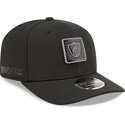 shapka-izvita-cherna-snapbek-9seventy-stretch-snap-training-pack-2026-na-las-vegas-raiders-nfl-ot-new-era