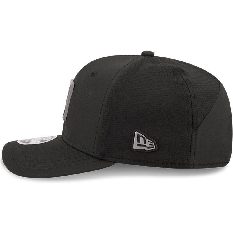 shapka-izvita-cherna-snapbek-9seventy-stretch-snap-training-pack-2026-na-las-vegas-raiders-nfl-ot-new-era