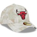 shapka-izvita-bezhov-reguliruema-59forty-a-frame-leafy-palm-na-chicago-bulls-nba-ot-new-era
