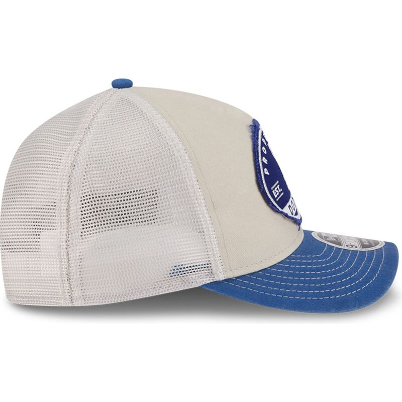 beige-und-blaue-trucker-kappe-9forty-m-crown-a-frame-fray-der-los-angeles-dodgers-mlb-von-new-era beige-und-blaue-trucker-kappe-9forty-m-crown-a-frame-fray-der-los-angeles-dodgers-mlb-von-new-era