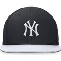 casquette-plate-bleue-marine-et-blanche-snapback-pour-enfant-dri-fit-pro-structured-square-bill-new-york-yankees-mlb-nike