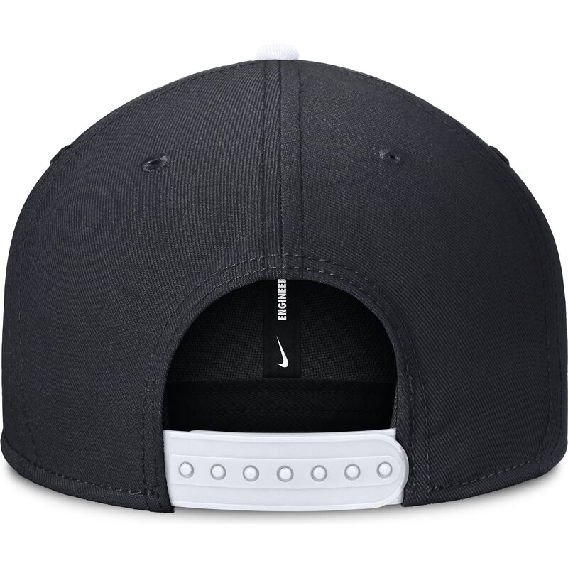 marineblaue-und-weisse-flache-snapback-kappe-fur-jungen-dri-fit-pro-structured-square-bill-von-new-york-yankees-mlb-von-nike