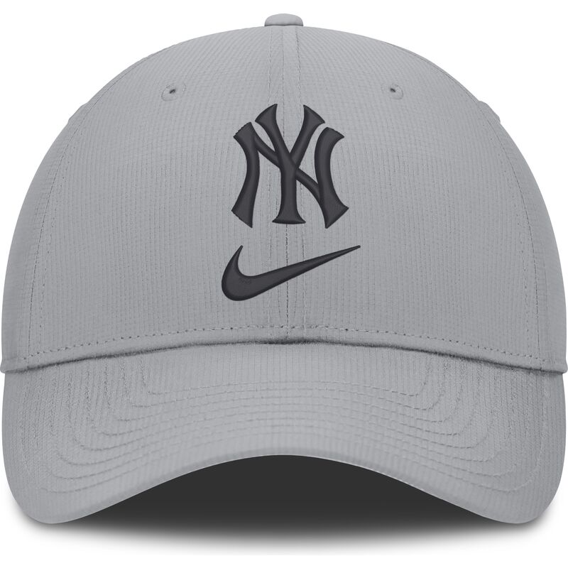 shapka-izvita-siv-reguliruema-primetime-club-structured-uv-poly-ripstop-na-new-york-yankees-mlb-ot-nike shapka-izvita-siv-reguliruema-primetime-club-structured-uv-poly-ripstop-na-new-york-yankees-mlb-ot-nike
