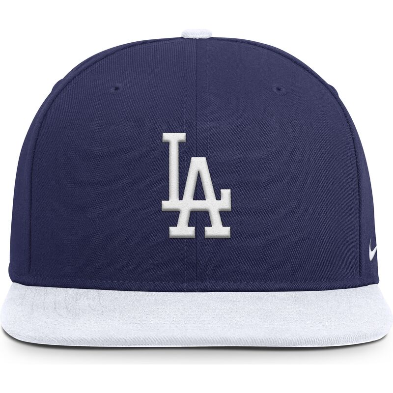 nike-ploska-kozirka-nike-dri-fit-pro-strukturirana-kvadratna-kozirka-los-angeles-dodgers-mlb-sinya-i-byala-shapka-s-tik-tak-zako