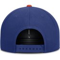 nike-ploska-kozirka-dri-fit-pro-strukturirana-kvadratna-kozirka-new-york-mets-mlb-sinya-mnogocvetna-i-oranzheva-shapka-s-tik-tak