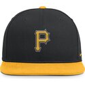 schwarze-und-gelbe-flache-snapback-kappe-dri-fit-pro-structured-square-bill-der-pittsburgh-pirates-mlb-von-nike