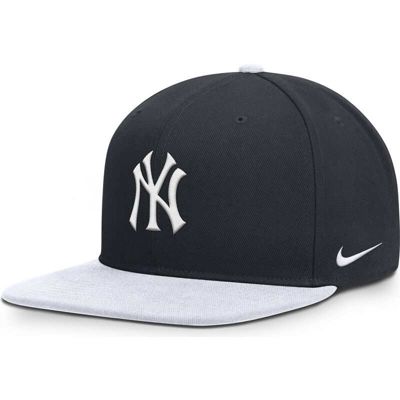 shapka-ploska-tmnosin-snapbek-dri-fit-pro-structured-square-bill-na-new-york-yankees-mlb-ot-nike