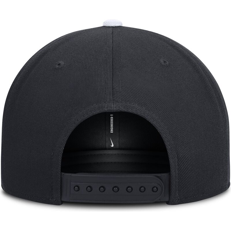 gorra-plana-azul-marino-y-blanca-snapback-dri-fit-pro-structured-square-bill-de-new-york-yankees-mlb-de-nike