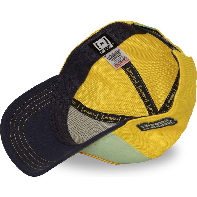 capslab-bugs-bunny-and-daffy-duck-loo13-badb-looney-tunes-multicolor-trucker-hat capslab-bugs-bunny-and-daffy-duck-loo13-badb-looney-tunes-multicolor-trucker-hat