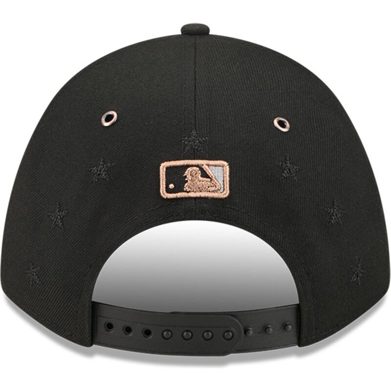 shapka-izvita-cherna-snapbek-9forty-m-crown-all-star-game-na-chicago-white-sox-mlb-ot-new-era shapka-izvita-cherna-snapbek-9forty-m-crown-all-star-game-na-chicago-white-sox-mlb-ot-new-era