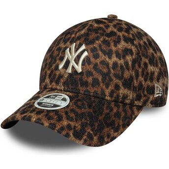 Шапка извита леопард регулируем 9FORTY Leopard Cosy на New York Yankees MLB от New Era