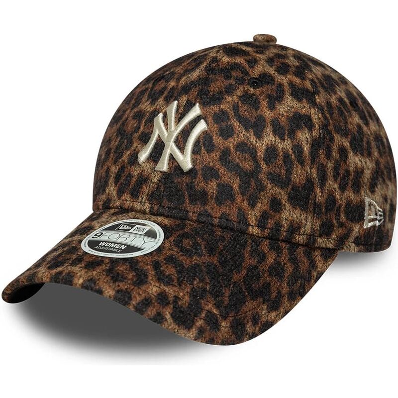 shapka-izvita-leopard-reguliruem-9forty-leopard-cosy-na-new-york-yankees-mlb-ot-new-era