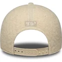 shapka-izvita-bezhov-snapbek-9forty-m-crown-winter-borg-na-los-angeles-dodgers-mlb-ot-new-era