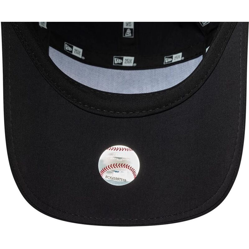 shapka-izvita-traker-cherna-snapbek-runner-tech-midi-na-los-angeles-dodgers-mlb-ot-new-era