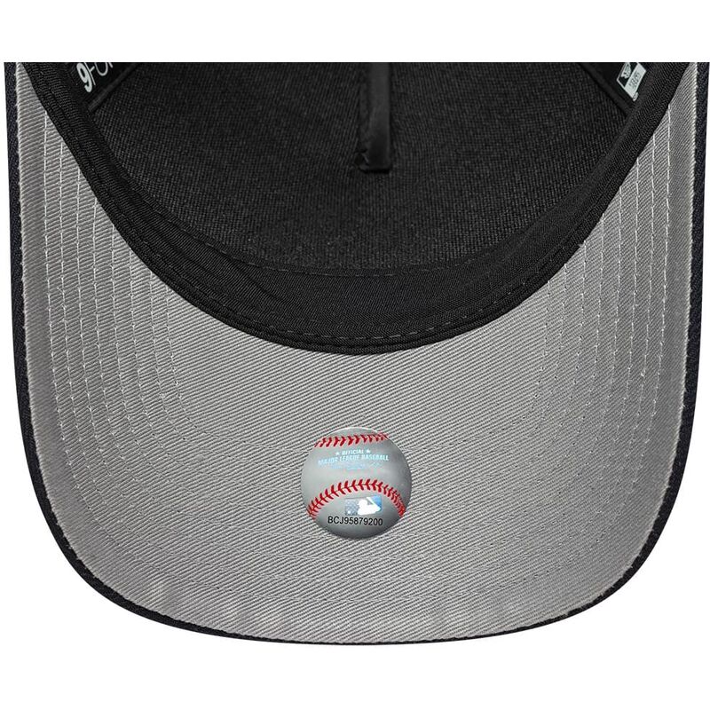 shapka-izvita-tmnosin-snapbek-9forty-m-crown-a-frame-emblem-na-detroit-tigers-mlb-ot-new-era