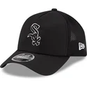 shapka-izvita-traker-cherna-snapbek-9forty-apex-batting-practice-na-chicago-white-sox-mlb-ot-new-era