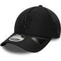 shapka-izvita-traker-cherna-snapbek-9forty-apex-sporty-na-new-york-yankees-mlb-ot-new-era