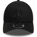 shapka-izvita-cherna-snapbek-9forty-m-crown-na-new-york-yankees-mlb-ot-new-era
