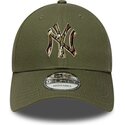 shapka-izvita-zelena-reguliruem-9forty-outline-camo-na-new-york-yankees-mlb-ot-new-era