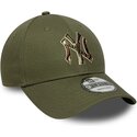 shapka-izvita-zelena-reguliruem-9forty-outline-camo-na-new-york-yankees-mlb-ot-new-era
