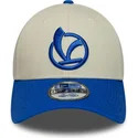 shapka-izvita-bezhov-reguliruem-9forty-contrast-visor-vespa-piaggio-ot-new-era